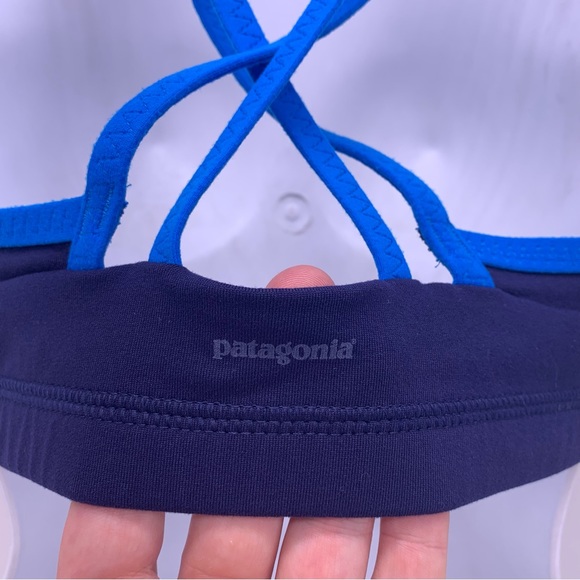 Patagonia Navy Blue Crossed Back Sports Bra Size Large - Picture 4 of 5